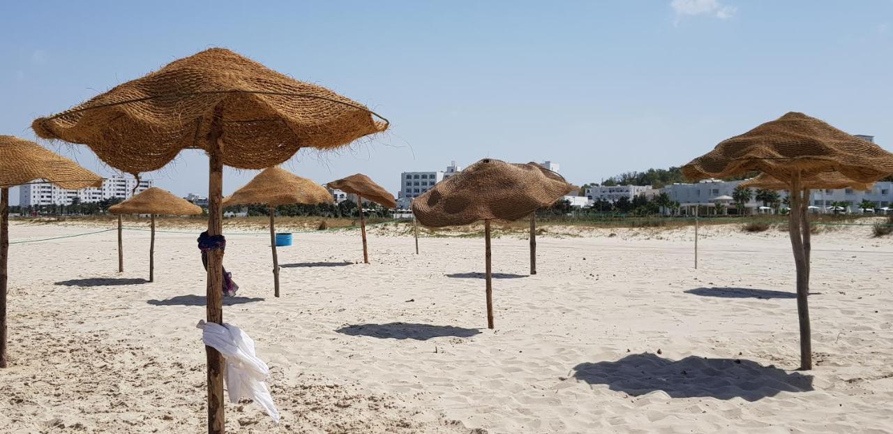 Andalucia Appart Hotel Bizerte Bagian luar foto
